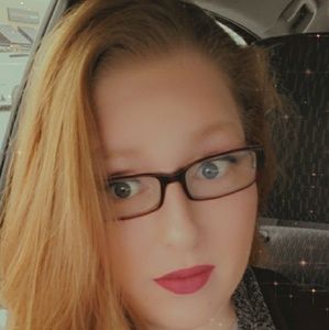 Meet your Posher, Marie